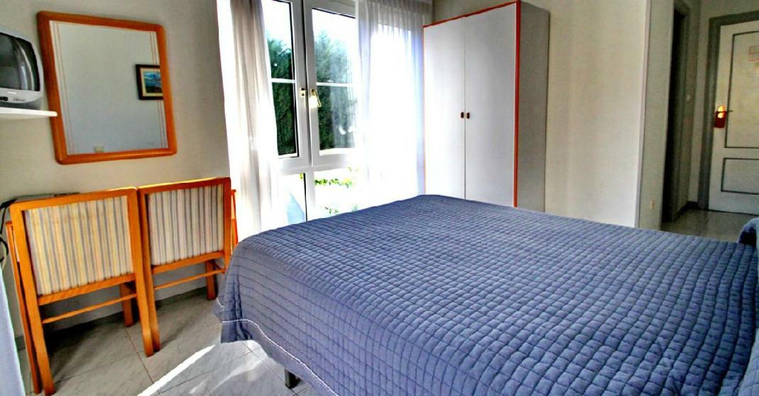 Pension Rocio Ампуеро Екстер'єр фото